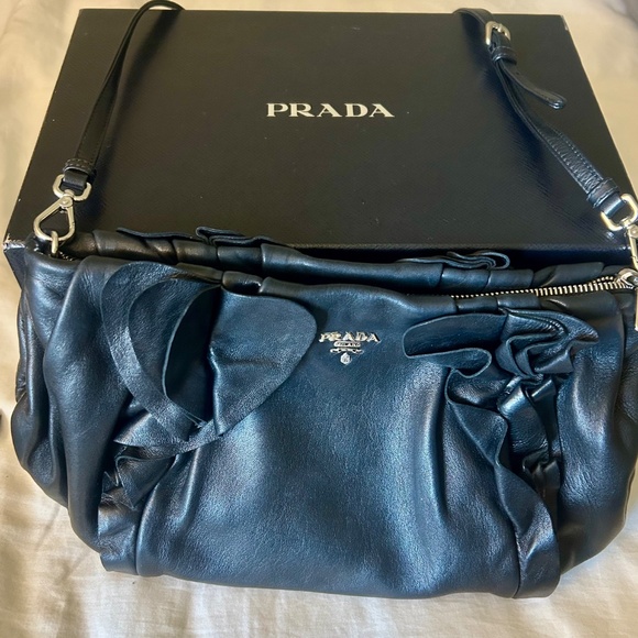 ⭐️Prada Nappa Ruffle Leather Satchel Black | 2008 Authentic | Box, Dust Bag - Picture 2 of 6